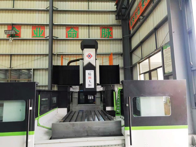 挑選龍門銑床時(shí)除了價(jià)格還應(yīng)該注意什么？