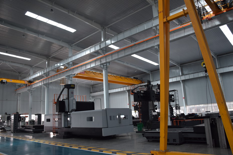 國產(chǎn)數(shù)控龍門銑床.jpg 國產(chǎn)數(shù)控龍門銑床.jpg